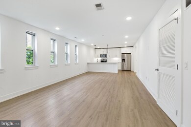 1335 N Marston St unit 302, Philadelphia, PA 19121 - photo 3