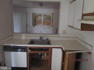 1216 W Lafayette Ave unit 1, Baltimore, MD 21217 - photo 5