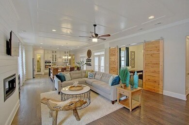 PG 232 open interior 1