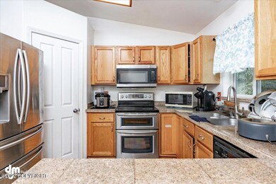 07-Kitchen_MAX7829