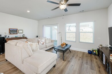 40 Beachley Place, Simpsonville, SC 29680 - photo 3