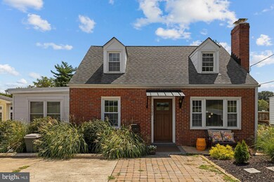 3302 Jones Bridge Rd, Chevy Chase, MD 20815 - photo 2