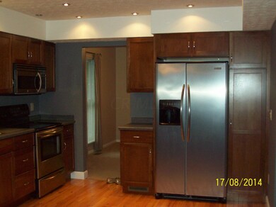 unlisted-address, Columbus, OH 43207 - photo 4