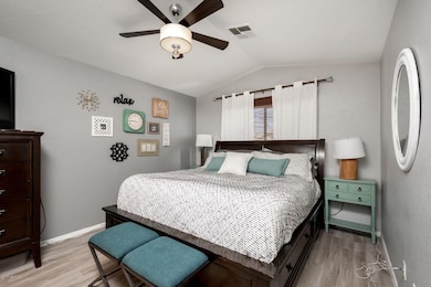 14 Master bedroom