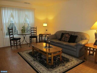 1118 Harbour Dr, Palmyra, NJ 08065 - photo 4