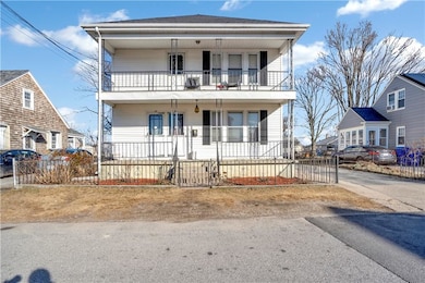 51 Clinton St, Pawtucket, RI 02861 - photo 2