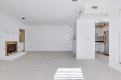 11414 Benttree Cir unit 11414, Oklahoma City, OK 73120 - photo 6