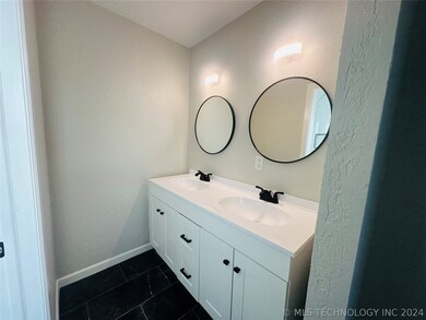 3205 S 211th East Ave, Broken Arrow, OK 74014 - photo 3