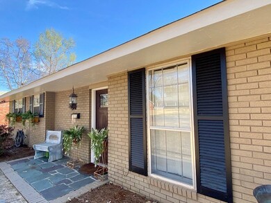 Front elevation close up