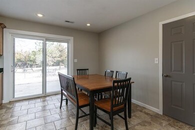 962 N 1892 Rd, Lawrence, KS 66049 - photo 5