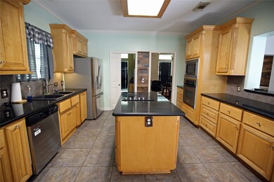 Another shot of this kitchen. Notice all the cabin