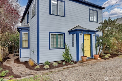 717 Franklin St, Port Townsend, WA 98368 - photo 2