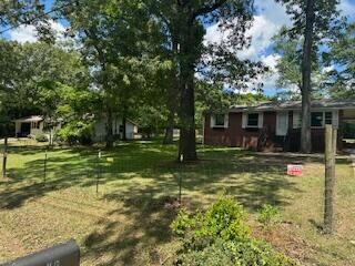 front view R with carport
