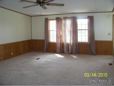 404 Deerfield Ct, Hendersonville, NC 28792 - photo 4