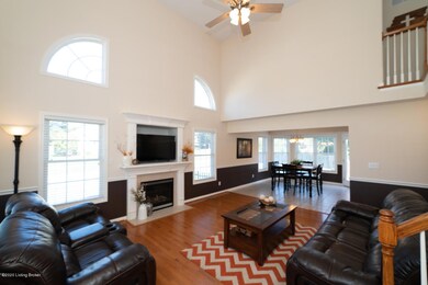 9111 Fox Chase Rd, Louisville, KY 40228 - photo 7