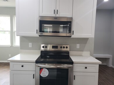 1015 Avenue E, Rosenberg, TX 77471 - photo 7