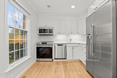 12 Greenwich Hills Dr unit 12, Greenwich, CT 06831 - photo 7