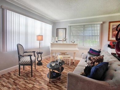 282 Windsor M, West Palm Beach, FL 33417 - photo 7