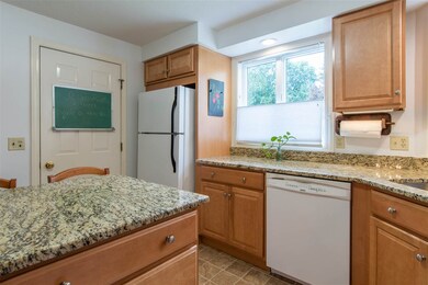 57 Walden Pond Dr, Nashua, NH 03064 - photo 6