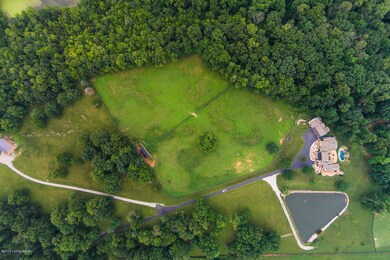 RealTourCast - J Beam - 16520 Taylorsvil