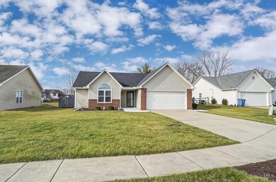 6325 Lakota Meadows Dr, Liberty Township, OH 45044 - photo 4