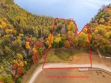 3633 Kuczmarski Dr, Rhinelander, WI 54501 - photo 2