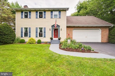 668 Stone Hill Rd, Shoemakersville, PA 19555 - photo 2