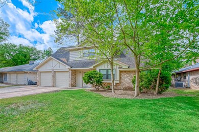 7003 Oak Bough Dr, Houston, TX 77088 - photo 6