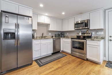 10 Cedar St, Hudson, MA 01749 - photo 7