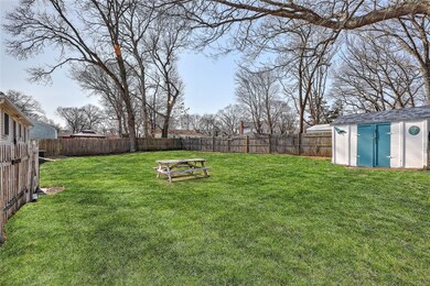 125 Adrian St, Warwick, RI 02886 - photo 3