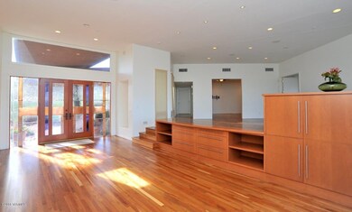 Soaring Ceiling, Hardwood Floors