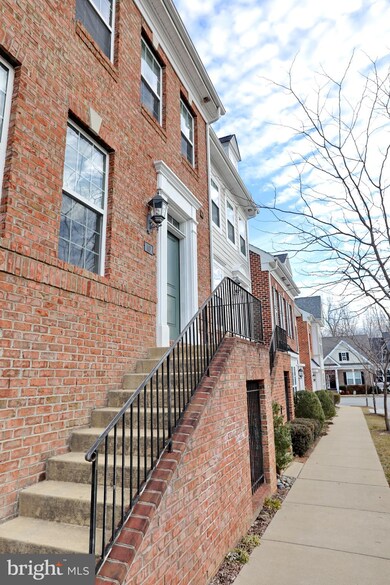 10 Derby Dr, La Plata, MD 20646 - photo 2