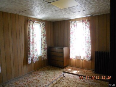 2323 N 1st Ave, Whitehall, PA 18052 - photo 4