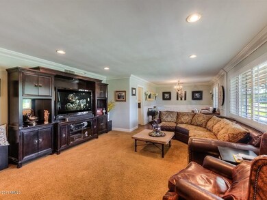 003_Living Room