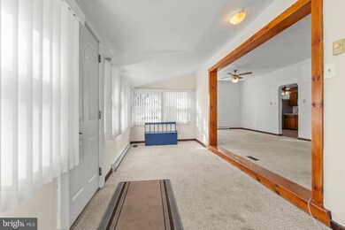 262 Laurel St, Penns Grove, NJ 08069 - photo 2