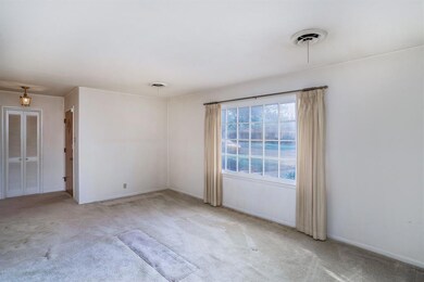 1001 Princeton Place, Cleburne, TX 76033 - photo 5