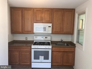 8232 Cornwall Rd, Dundalk, MD 21222 - photo 7