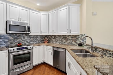 1331 Torrence Cir unit 1331, Davidson, NC 28036 - photo 5