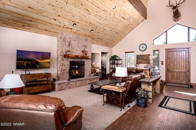 2072 Gilbert Ln (7)