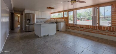 8 Kitchen and Dining room