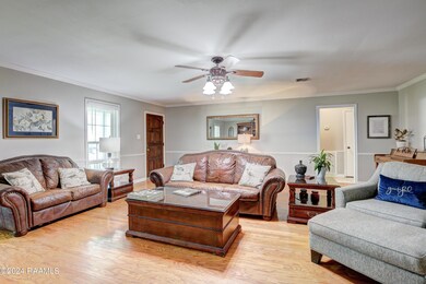 203 PlantersRow-7