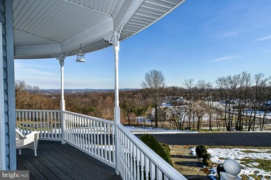 18087 Clendenning Cir, Round Hill, VA 20141 - photo 4