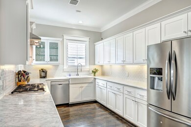 1004 Northwood St, Houston, TX 77009 - photo 5