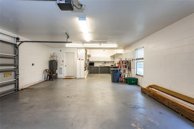 G2 Car Garage