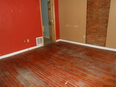 5 121st St, Troy, NY 12182 - photo 6