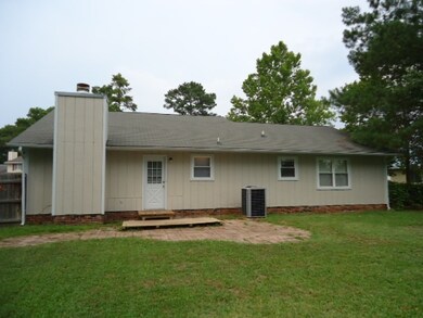 703 Christopher Ct, Jacksonville, NC 28546 - photo 2