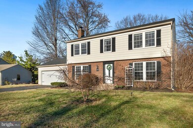 12628 Magna Carta Rd, Herndon, VA 20171 - photo 2