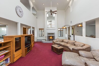 Family room 2