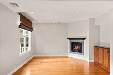 589 E 2nd St unit 2, Boston, MA 02127 - photo 6