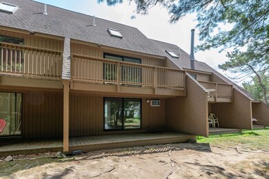 19 Clinton Ct, MerriMacK, NH 03054 - photo 3